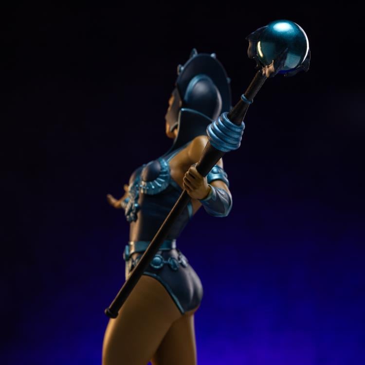 Masters of the Universe Evil-Lyn (Color Variant) 1/10 Art Scale BBTS Exclusive Limited Edition Statue Gallery Image 8