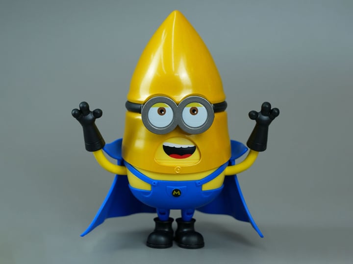 Despicable Me 4 Mega Minion No.2 Gus Model Kit Gallery Image 1