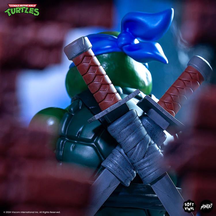 Teenage Mutant Ninja Turtles Leonardo Soft Vinyl Action Figure Gallery Image 10