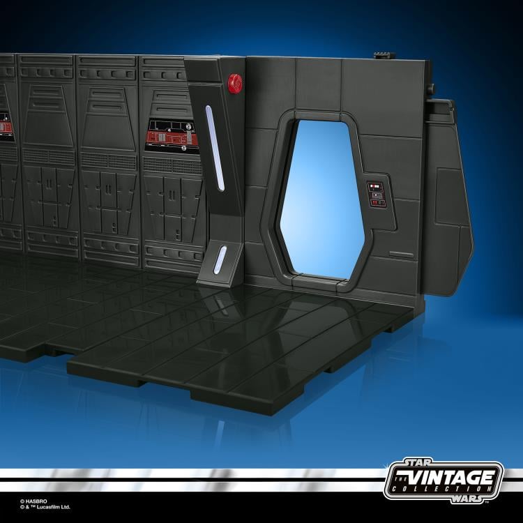 Star Wars: The Vintage Collection Moff Gideon's Imperial Light Cruiser Hallway Playset (The Mandalorian) Gallery Image 6