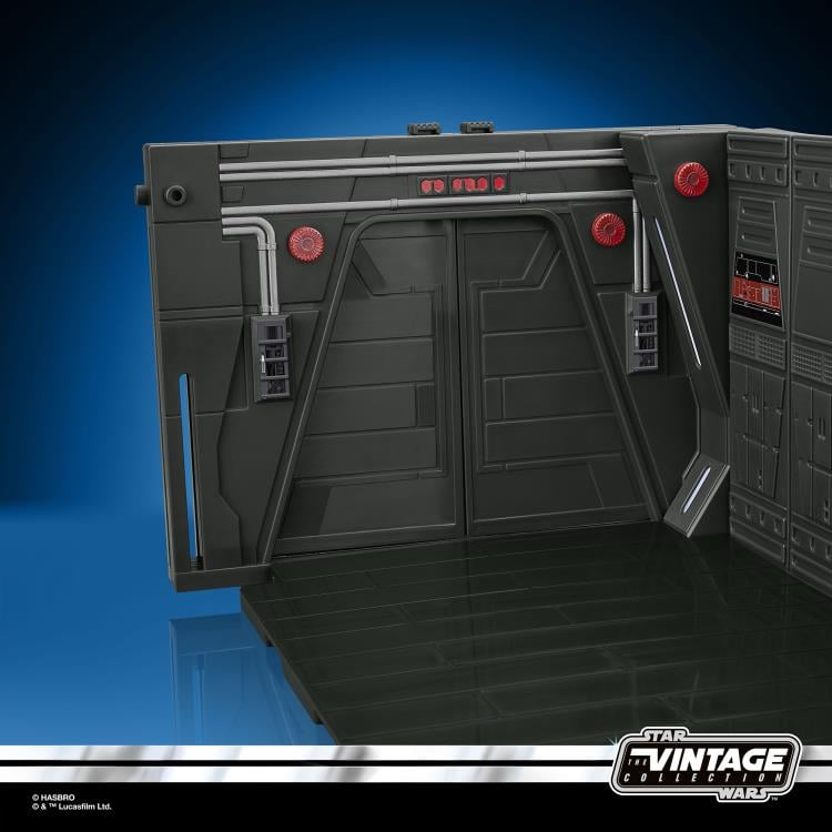 Star Wars: The Vintage Collection Moff Gideon's Imperial Light Cruiser Hallway Playset (The Mandalorian) Gallery Image 8