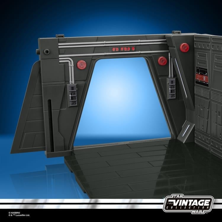 Star Wars: The Vintage Collection Moff Gideon's Imperial Light Cruiser Hallway Playset (The Mandalorian) Gallery Image 7