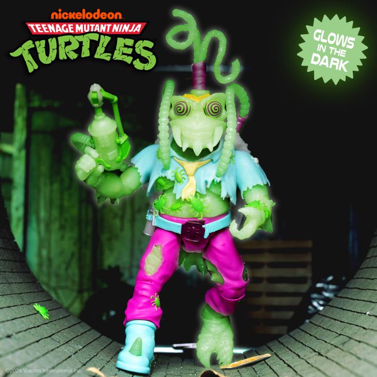 Teenage Mutant Ninja Turtles ULTIMATES! Scumbug (Glow-in-the-Dark) SDCC 2024 Exclusive Action Figure Gallery Image 5