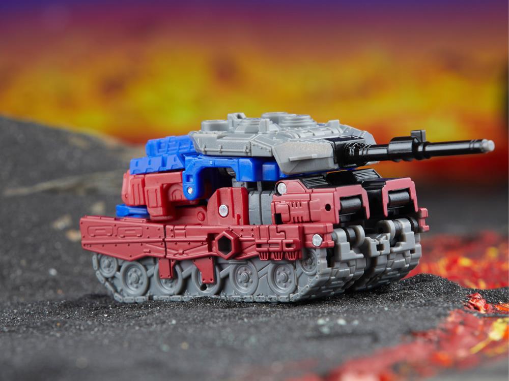 Transformers: Legacy United Deluxe GI Universe Quake Gallery Image 11