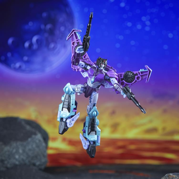 Transformers: Legacy United Deluxe Cyberverse Universe Slipstream Gallery Image 6