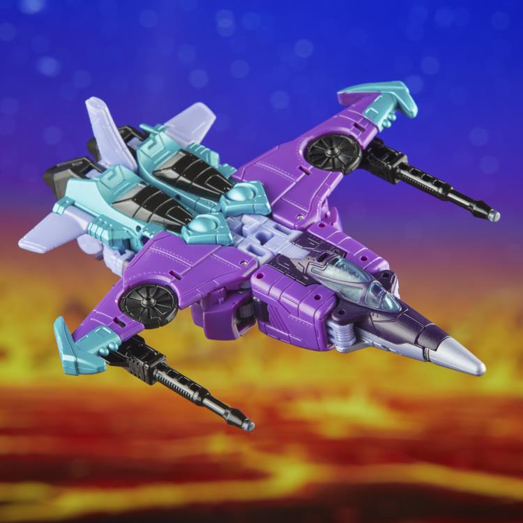 Transformers: Legacy United Deluxe Cyberverse Universe Slipstream Gallery Image 13