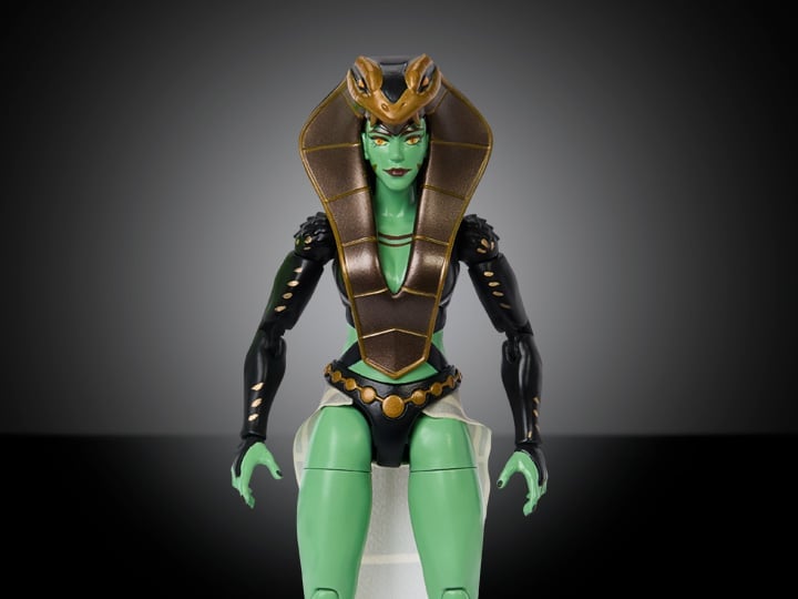 Masters of the Universe: Revolution Masterverse Snake Sorceress Teela Gallery Image 1