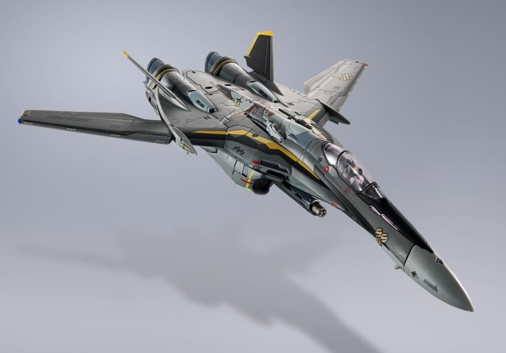 Macross Frontier DX Chogokin VF-25S Armored Messiah Valkyrie (Ozma