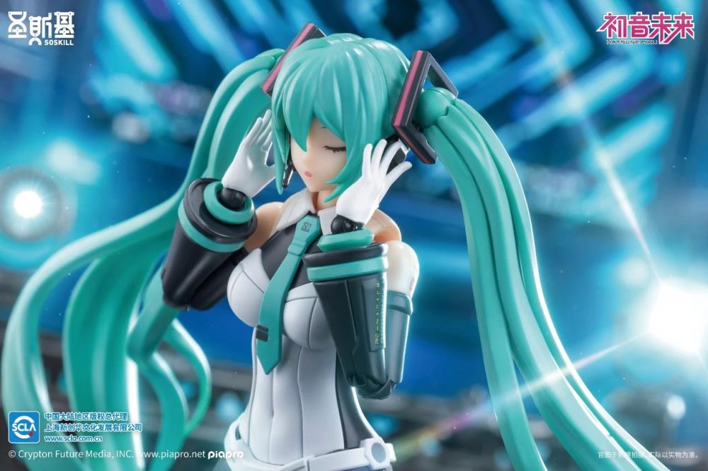 Vocaloid Hatsune Miku (Sing the Future Ver.) Mecha Girl Model Kit Gallery Image 16