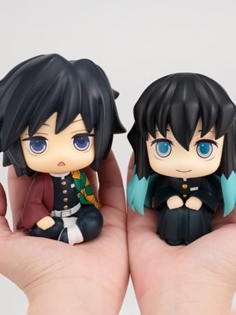 Demon Slayer: Kimetsu no Yaiba Look Up Series Giyu Tomioka (Stupefied Face Ver.) & Muichiro Tokito (Smile Face Ver.) Set with Gift Gallery Image 2