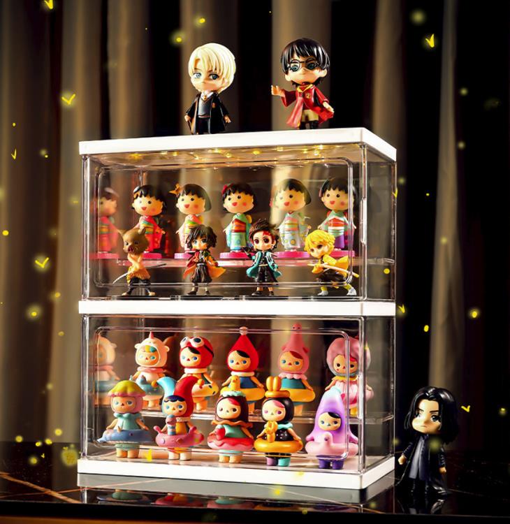 Model One Medium Display Case Gallery Image 6