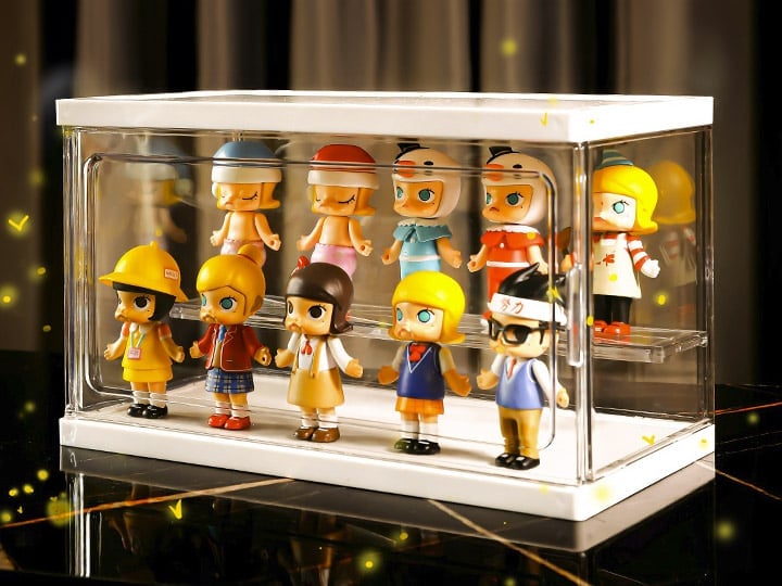 Model One Medium Display Case Gallery Image 1