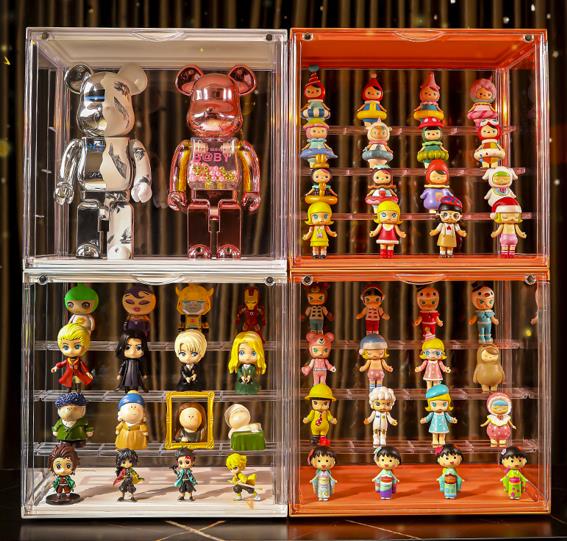 Model Six Display Case (with Partition) Gallery Image 6
