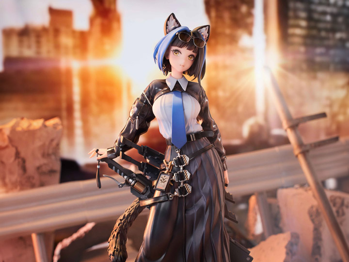 Kirino Illustration Kuro 1/7 Scale Figure Gallery Image 1