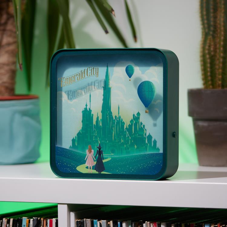 Wicked Emerald City Acrylic Lamp Gallery Image 4