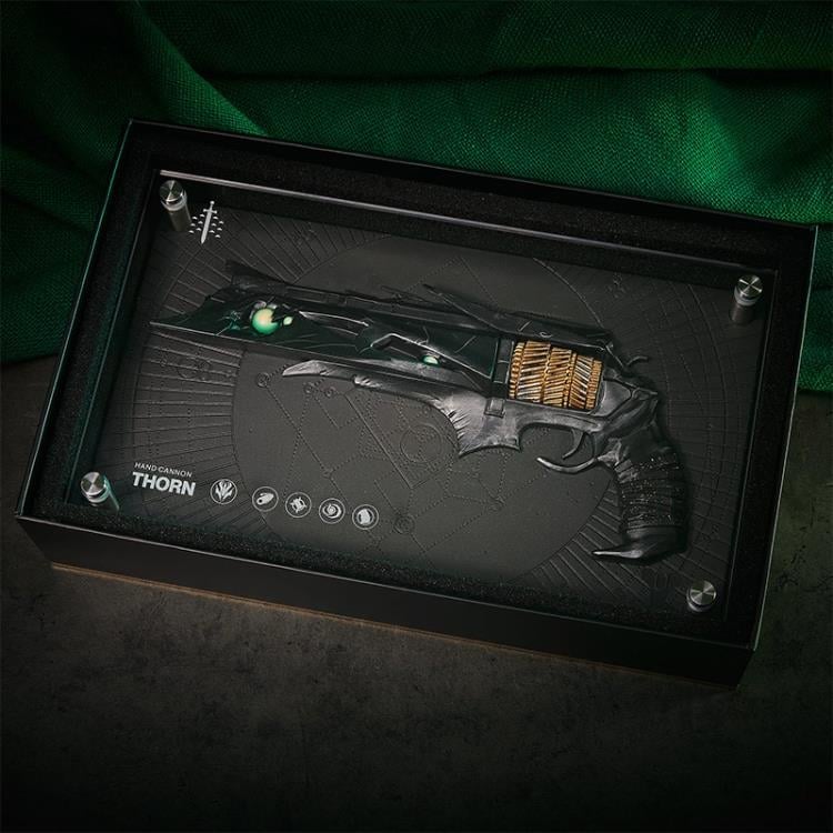 Destiny Exotic Armory Collection Thorn Replica Gallery Image 4