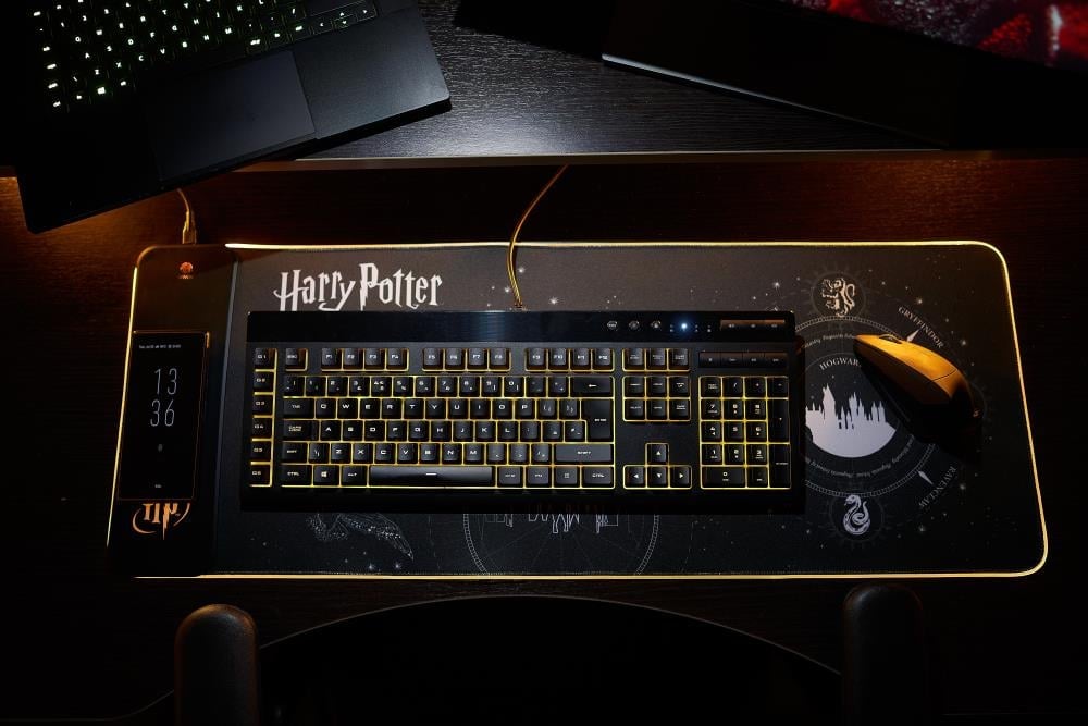 Harry Potter Oversized Gaming Mat & Mobile Charger Gallery Image 6