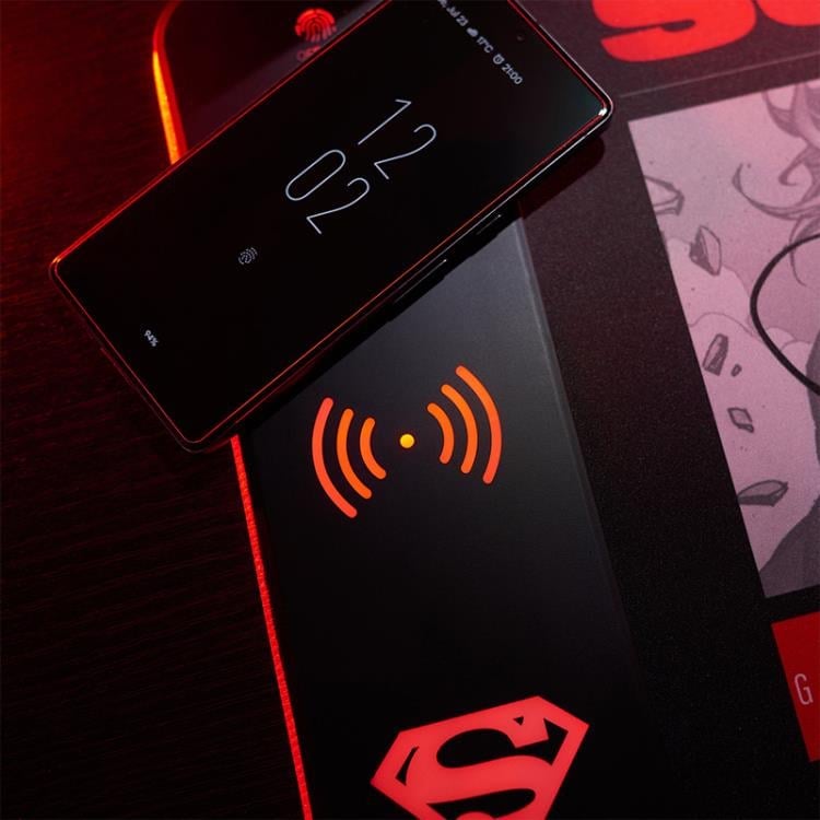 DC Comics Superman Oversized Gaming Mat & Mobile Charger Gallery Image 10