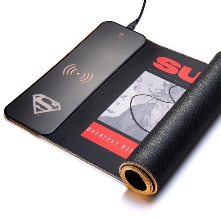 DC Comics Superman Oversized Gaming Mat & Mobile Charger Gallery Image 4