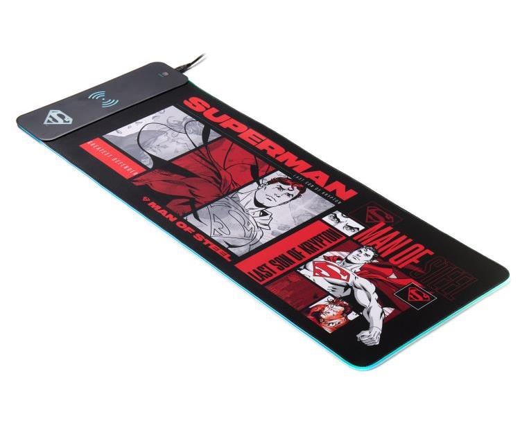 DC Comics Superman Oversized Gaming Mat & Mobile Charger Gallery Image 3