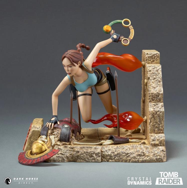 Tomb Raider Lara Croft (Classic Era) Statue Gallery Image 5