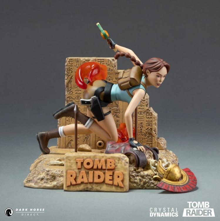 Tomb Raider Lara Croft (Classic Era) Statue Gallery Image 3