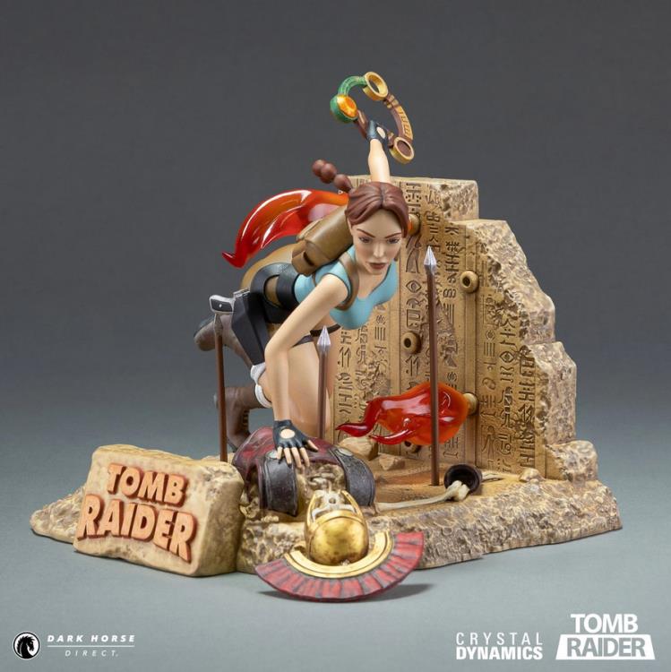 Tomb Raider Lara Croft (Classic Era) Statue Gallery Image 4