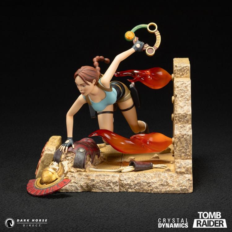 Tomb Raider Lara Croft (Classic Era) Statue Gallery Image 13