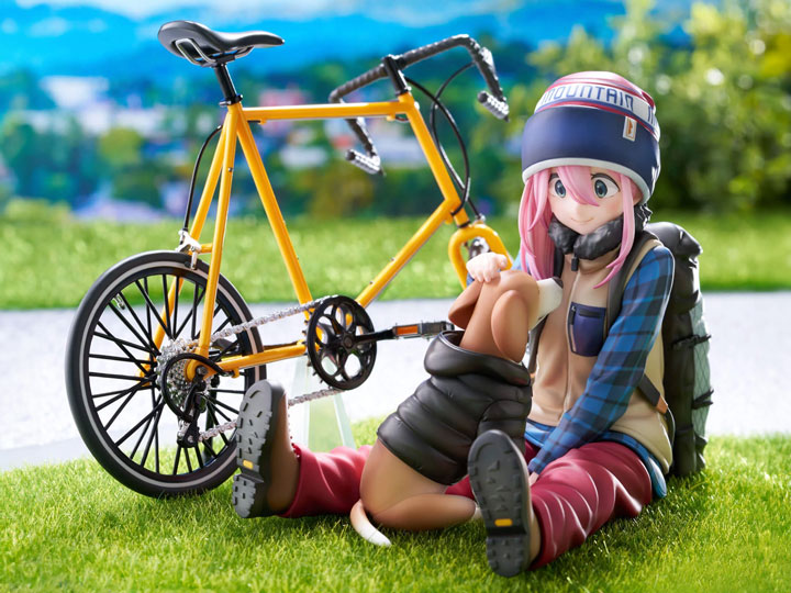 Laid-Back Camp F:Nex Nadeshiko Kagamihara (Season 3) 1/7 Scale Figure Gallery Image 1