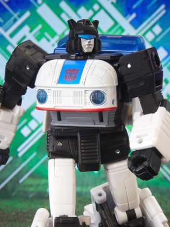 Transformers Buzzworthy Bumblebee Legacy Evolution Origin Autobot Jazz Exclusive Gallery Image 2