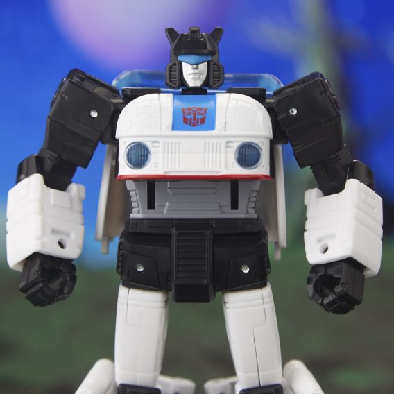 Transformers Buzzworthy Bumblebee Legacy Evolution Origin Autobot Jazz Exclusive Gallery Image 7