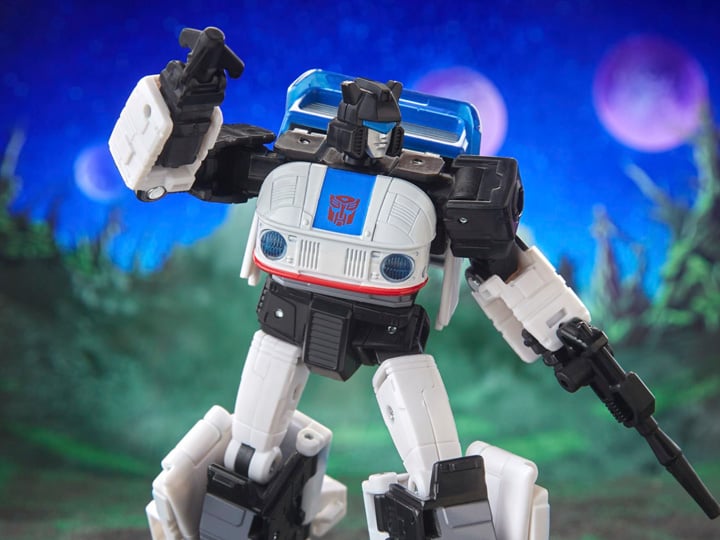 Transformers Buzzworthy Bumblebee Legacy Evolution Origin Autobot Jazz Exclusive Gallery Image 1