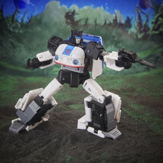 Transformers Buzzworthy Bumblebee Legacy Evolution Origin Autobot Jazz Exclusive Gallery Image 3