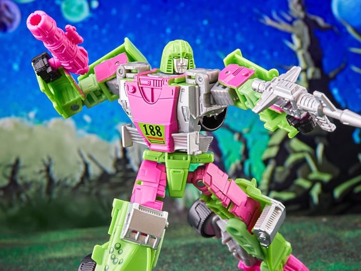 Transformers: Legacy Evolution Deluxe Class G2 Universe Mirage Exclusive Gallery Image 1