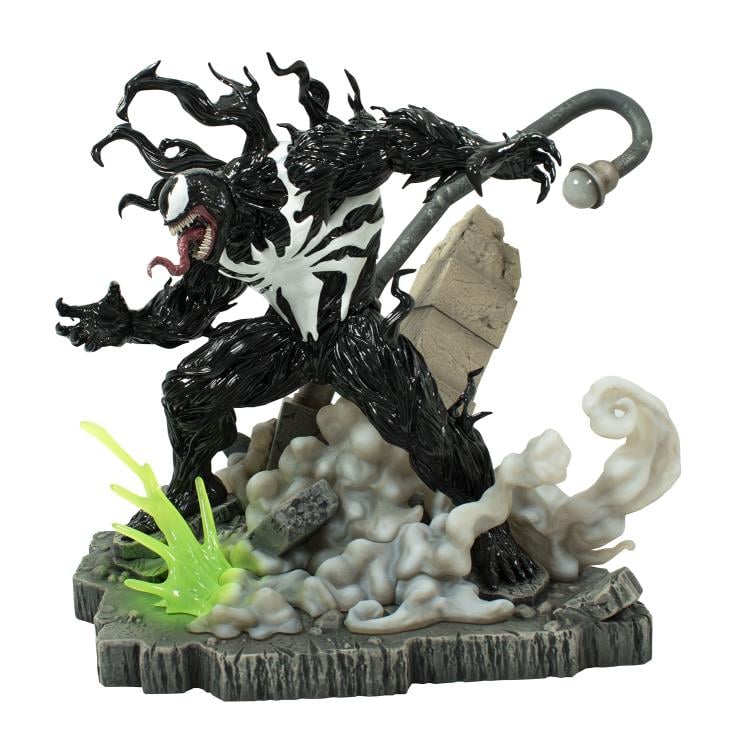 Marvel's Spider-Man 2 Gallery Venom Figure Diorama