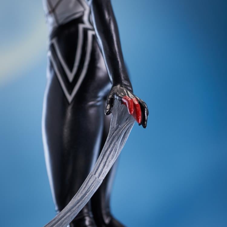 Marvel Premier Collection Silk 1/7 Scale Limited Edition Statue Gallery Image 8