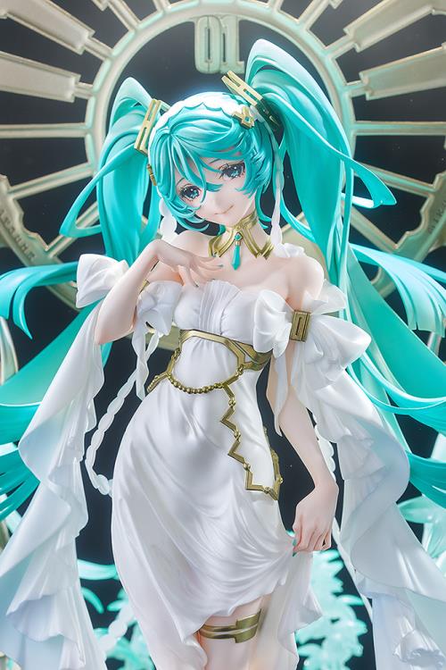 Vocaloid Character Vocal Series 01: Hatsune Miku (Feat. Yoneyama