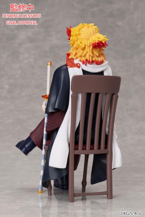 Demon Slayer: Kimetsu no Yaiba Kyojuro Rengoku Figure Gallery Image 6