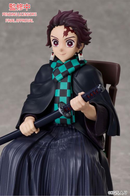 Demon Slayer: Kimetsu no Yaiba Tanjiro Kamado Figure Gallery Image 7