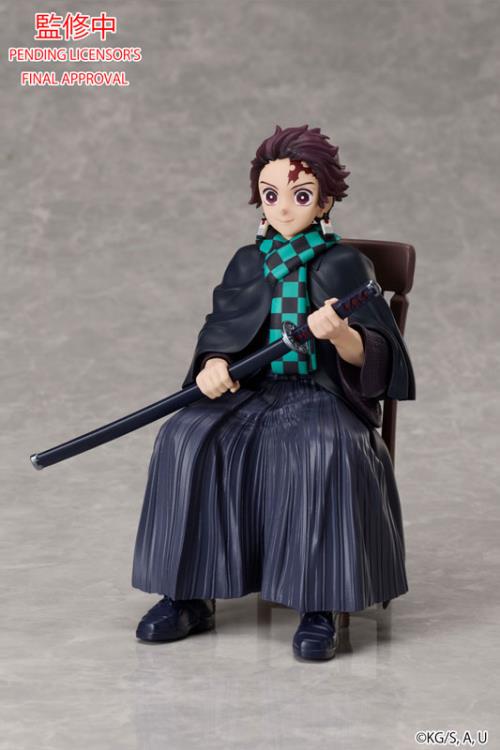 Demon Slayer: Kimetsu no Yaiba Tanjiro Kamado Figure Gallery Image 4