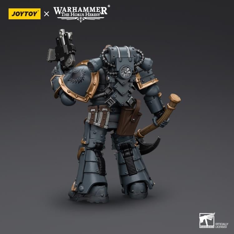 Warhammer: The Horus Heresy Space Wolves Grey Slayer Pack Grey Slayer (Ver. 2) 1/18 Scale Action Figure Gallery Image 7