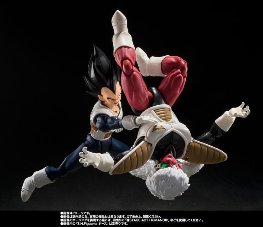 Dragon Ball Z S.H.Figuarts Vegeta (Older Style Battle Clothes) Exclusive Action Figure Gallery Image 7