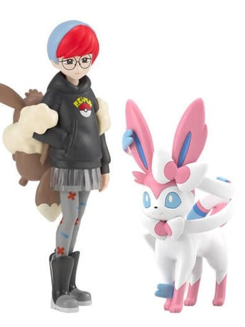 Pokemon Scale World Paldea Region Penny & Sylveon Figure Set Gallery Image 2