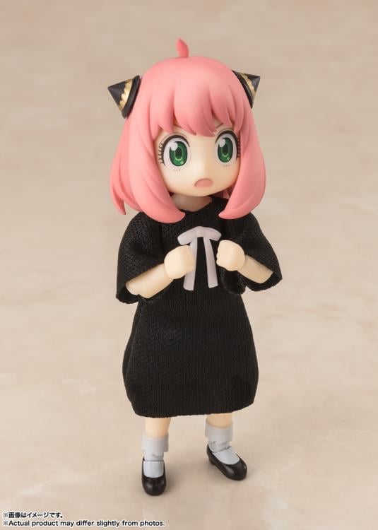 Spy x Family S.H.Figuarts Anya Forger (Casual Attire Ver.) Action Figure Gallery Image 4