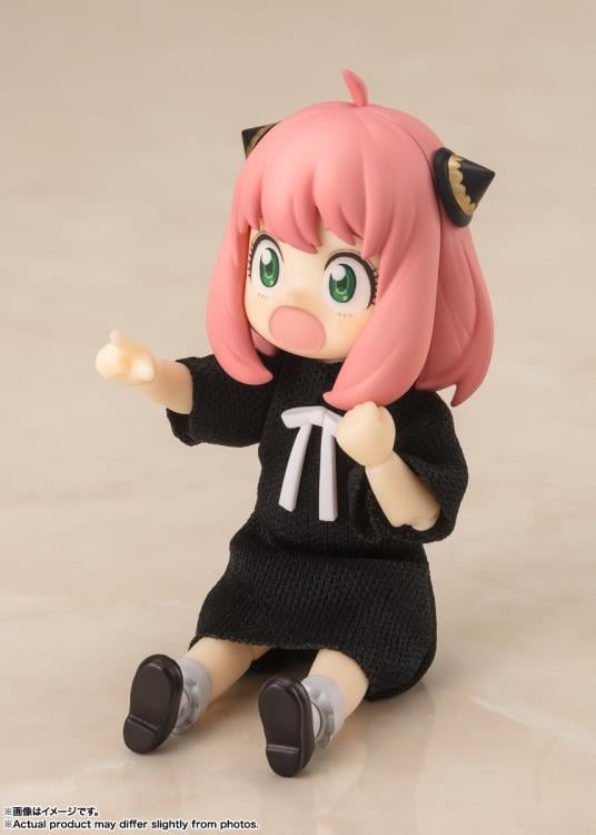 Spy x Family S.H.Figuarts Anya Forger (Casual Attire Ver.) Action Figure Gallery Image 9