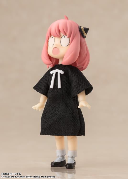 Spy x Family S.H.Figuarts Anya Forger (Casual Attire Ver.) Action Figure Gallery Image 5