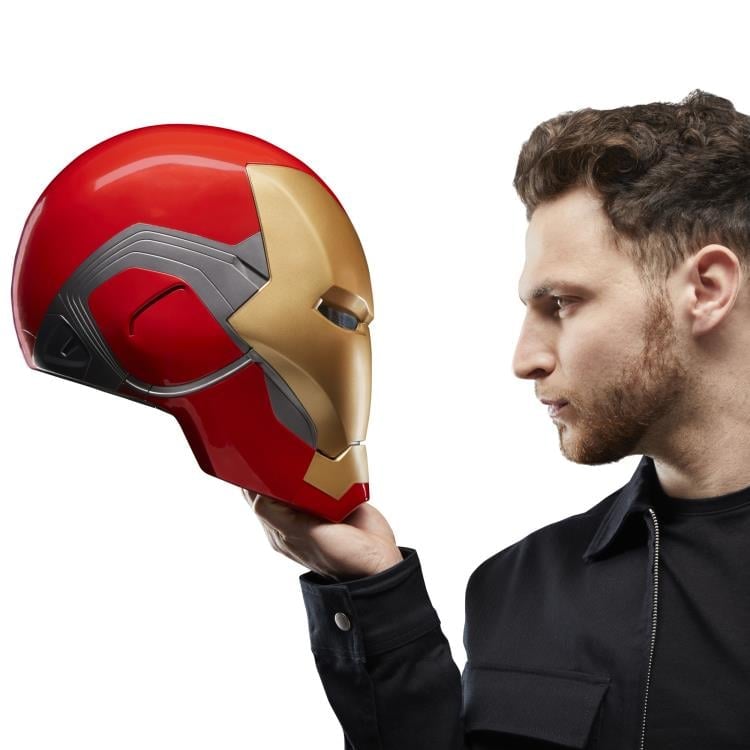 Avengers: Endgame Marvel Legends Iron Man Mark LXXXV 1:1 Scale