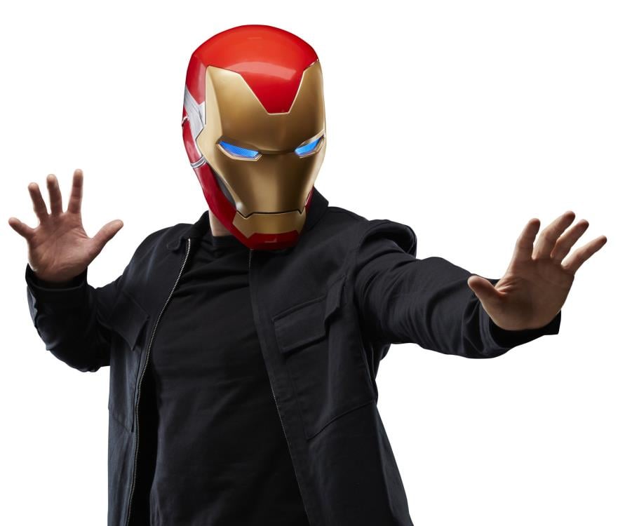 Avengers: Endgame Marvel Legends Iron Man Mark LXXXV 1:1 Scale Wearable Electronic Helmet Gallery Image 5