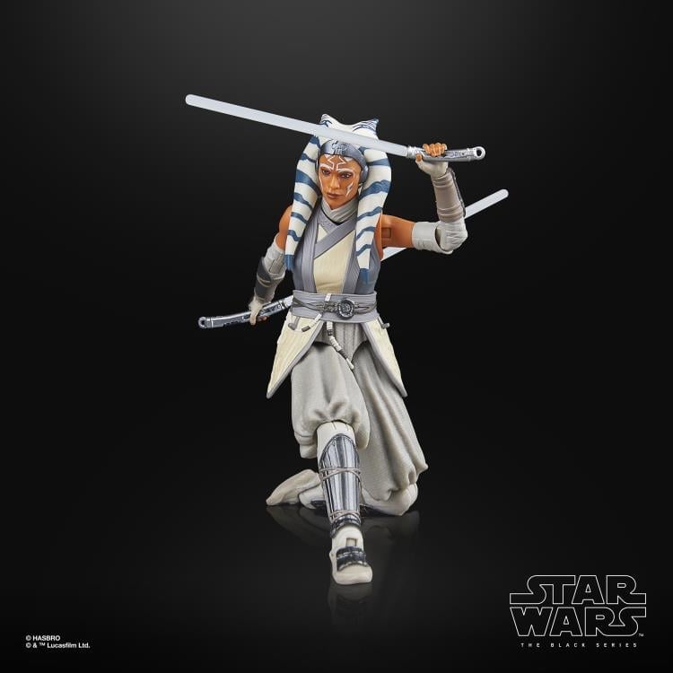 Star Wars: The Black Series 6" Ahsoka Tano (Peridea) Action Figure Gallery Image 7