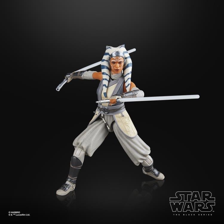 Star Wars: The Black Series 6" Ahsoka Tano (Peridea) Action Figure Gallery Image 4
